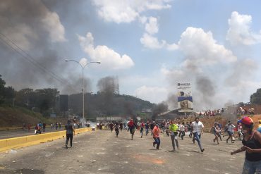 ¡ÚLTIMA HORA! Comienza la represión en Valencia este #8Abr (+Video)