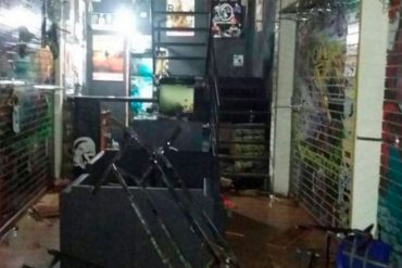 ¡REPUDIABLE! Saquearon comercios en Flor Amarillo de Valencia el #24A