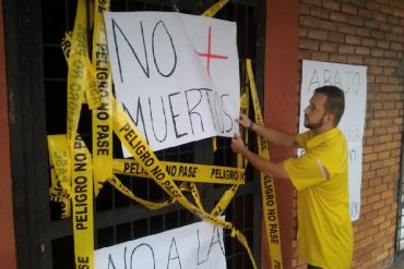 ¡MADRUGONAZO! Diputados clausuraron oficina del CNE en Monagas este #30May (+Video)
