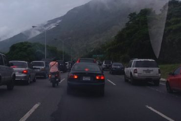 ¡TOME PREVISIONES! GNB y PNB restringen el tránsito en Cota Mil, Panamericana y Plaza Venezuela este #31May