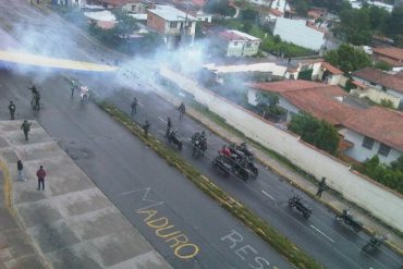 ¡ATENCIÓN! GNB reprimió plantón en Mérida este #15May: reportan detención de un dirigente de la ULA