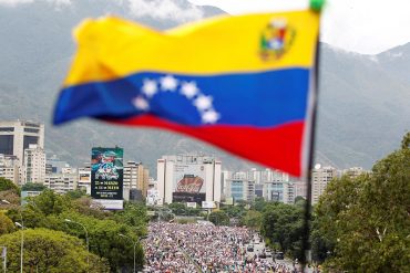 ¡CALLE INDETENIBLE! Oposición convoca a las mujeres a marchar este sábado #6M