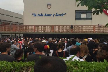 ¡EMOTIVO HOMENAJE! Con una misa el Colegio San Ignacio rindió honores a Miguel Castillo