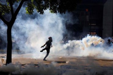 ¡NO SE LA PIERDA! Una imagen de las protestas en Venezuela está nominada al World Press Photo (+Foto)