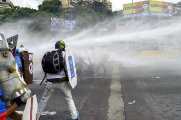 ¡LA RESISTENCIA LOS VENCIÓ! Este #26M la GNB se quedó sin lacrimógenas ni agua en las tanquetas