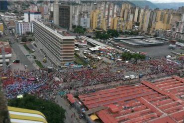 ¡IMPERDIBLE! Así fue la pírrica concentración rojita