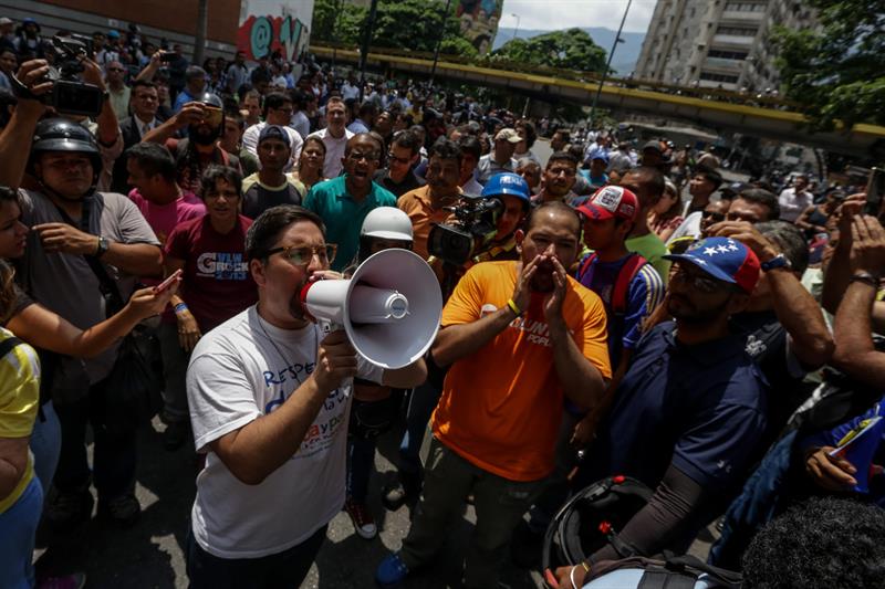 oposicion-manifestacion-opositores-francisco-fajardo-freddy-guevara-10-mayo-1-23