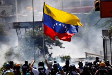 ¡SINTONIZA EN VIVO! Oposición se moviliza este #10Jun hacia la Avenida Victoria