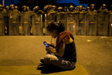 ¡SINTONIZA EN VIVO! Oposición reta al gobierno con una protesta nocturna #17M (Se acabó el miedo)
