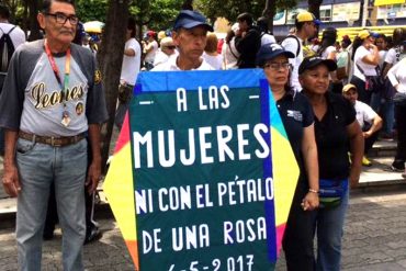 ¡QUE LO LEA EL RÉGIMEN! El mensaje del señor del Papagayo para las mujeres #6May