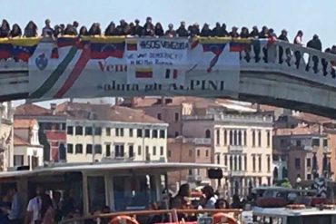 ¡QUE EL MUNDO SE ENTERE! Venezolanos en Venecia alzaron su voz contra la dictadura