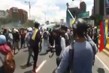 ¡TE LOS TRAEMOS! Los videos más impactantes de la brutal represión contra opositores en Caracas