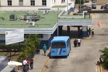 ¡DANTESCO! Madre se lanzó con su bebé recién nacido desde una ventana del hospital de Porlamar