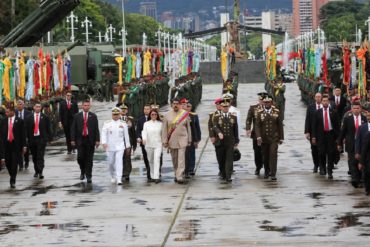 ¡TE LO MOSTRAMOS! El exagerado anillo de seguridad de Maduro en la Academia Militar (+Foto +Miedo a la Fanb)