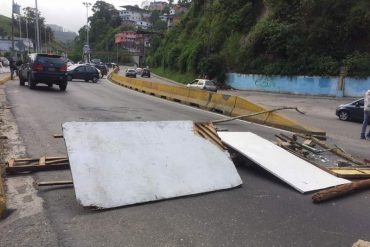 ¡ÚLTIMA HORA! Reportan represión de la GNB contra manifestantes en Montaña Alta: Hay detenidos