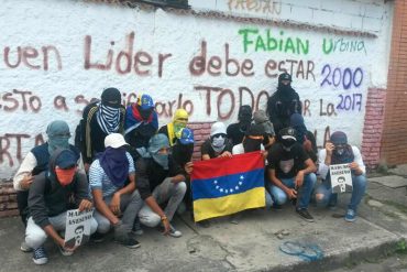 ¡NO RESPETAN NI EL LUTO! Reportan enfrentamientos en Maracay durante acto en memoria de Fabián Urbina