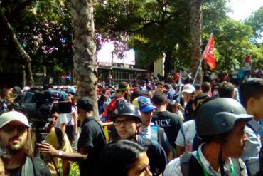 ¡LO LOGRARON! Estudiantes llegaron a Conatel: pidieron cese de la censura en los medios (+Video)