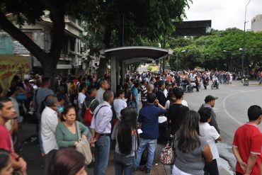 ¡DÍA DE LOCOS! Caos en Caracas por cierre del Metro y paro de transporte (+Fotos)