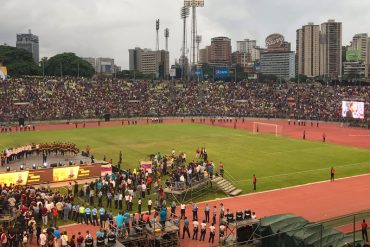 ¡ALZANDO LA VOZ! «Y va a caer, y va a caer»: La consigna que se oyó durante homenaje a la Vinotinto Sub20 (Video)