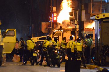 ¡NO DEJAN NI DORMIR! Enfrentamientos y represión vivieron vecinos de La Candelaria esta madrugada