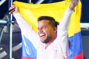 ¡SOLIDARIO! “Venezuela, el mundo te está escuchando”, dice Ricky Martin en pleno concierto (+VIDEO)