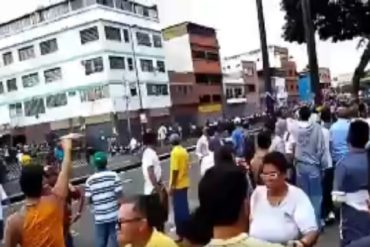 ¡QUE EL MUNDO LO VEA! El momento preciso en el que colectivos armados dispararon en Catia (+Videos)