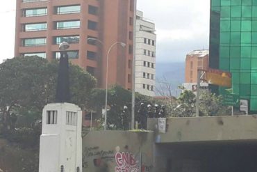 ¡LO ÚLTIMO! Con perdigones reprime la GNB a manifestantes en Las Mercedes (+Video)