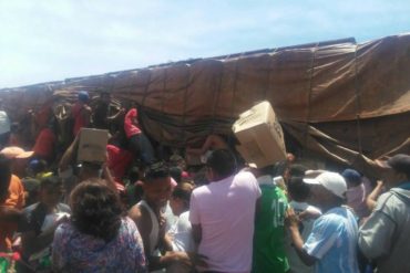 ¡ANARQUÍA! Saquean gandola de CLAP en el municipio La Guajira del Zulia
