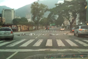 ¡ESTAMOS EN HORA 0! Un completo caos: así amanecieron Petare, Palo Verde, Boleíta y Altamira tras el paro-trancazo del #20Jul (+Videos)