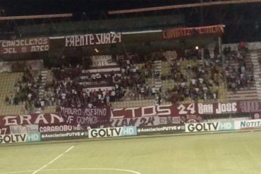 ¡ENTÉRESE! Interrumpido partido de fútbol por mostrar pancarta contra Nicolás: “Maduro, asesino , FVF, cómplice”