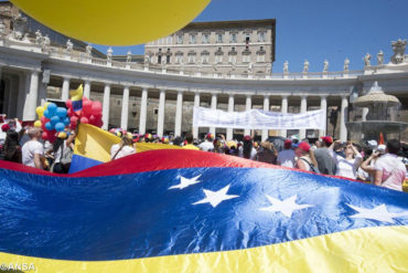 ¡DEBE SABERLO! EFE dice que representantes del Vaticano participaron en reunión sobre Venezuela en Suecia