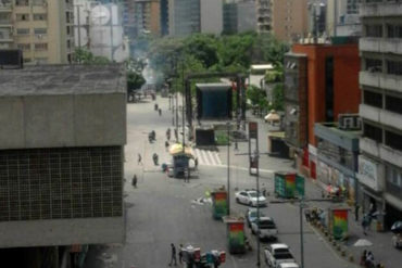 ¡SEPAN! Con perdigones y lacrimógenas PNB reprimió a manifestantes en Chacaíto #30Jul (+Video)