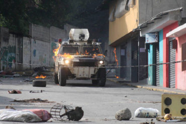 ¡MÁS REPRESIÓN!  Reportan dos heridos en centro de votación de Mérida