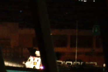 ¡OTRA NOCHE TENSA! Reportan detonaciones y presencia de tanqueta en el Puente 5 de Julio