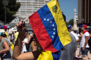 ¿Y AHORA? Solo 110 mil venezolanos están inscritos para votar en el exterior (hay más de 700 mil)