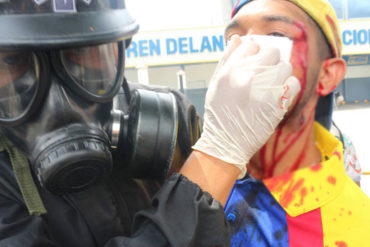 ¡URGENTE! El violinista de las marchas, Wuilly Arteaga, resultó herido tras represión en Bello Campo (+Videos) ¡URGENTE! El violinista de las marchas, Wuilly Arteaga, resultó herido tras represión en Bello Campo (+Videos)