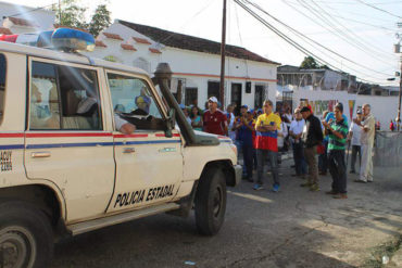 ¡COMENZARON LOS ESBIRROS! Policía de Yaracuy intenta impedir la consulta popular en San Felipe #16Jul