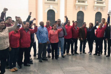 ¡PASANDO PENA! PSUV presentó a sus candidatos a gobernadores ante una Plaza Bolívar vacía