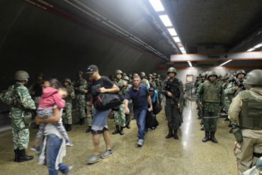 ¡PATÉTICO! El ejercicio cívico-militar llegó al Metro (Fotos y video + incluye evacuación)