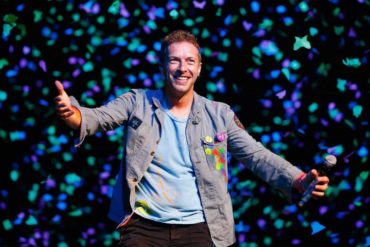 ¡GRANDE! Así fue como Chris Martin, de Coldplay, se solidarizó con Venezuela durante concierto en Washington (+Video)