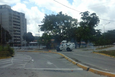 ¡URGENTE! Conas arremetió contra edificios de Los Cardones, en Barquisimeto (+Fotos)