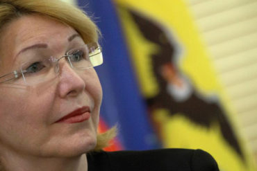 ¡INESPERADO! Luisa Ortega Díaz revela nombre del conocido político opositor que la ayudó a salir de Venezuela (+Video)