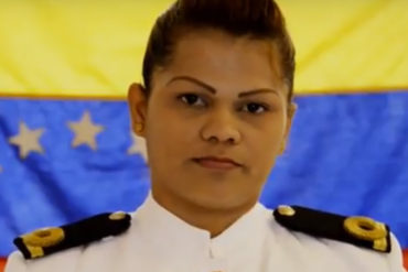 ¡ÚLTIMA HORA! Alférez de navío se subleva y declara en rebeldía contra Maduro: Lo desconozco y pido su renuncia (+Video)