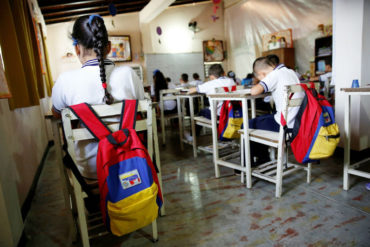 ¡LO QUE FALTABA! Crisis obliga a reducir las clases a tres días a la semana en escuelas de la Guajira