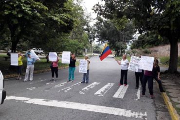 ¡ENTÉRESE! Vecinos de El Hatillo protestan en rechazo a la sentencia del TSJ contra Smolansky (+Fotos)