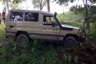 ¡LO ÚLTIMO! Hallaron vehículo que habría sido usado para robo de armamento en Paramacay (+Fotos+lista de lo encontrado)