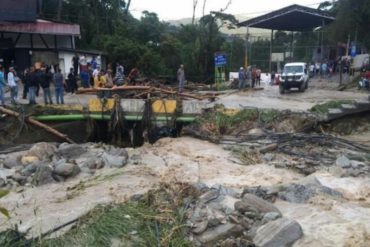 ¡GRAVE! PC registró 45 personas y 10 viviendas afectadas tras inundaciones en la Colonia Tovar