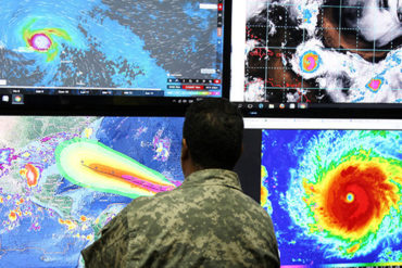 ¡EN ALERTA MÁXIMA! El sur de la Florida se prepara para recibir fuerte impacto del huracán Irma