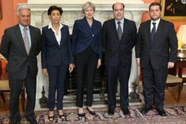 ¡ENTÉRATE! Theresa May expresa el respaldo del Reino Unido a la Asamblea Nacional