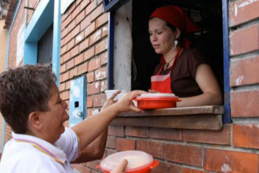 ¡MÁS POBREZA! Gobierno aumentará el número de casas de alimentación (reparten productos según el carnet de la patria)